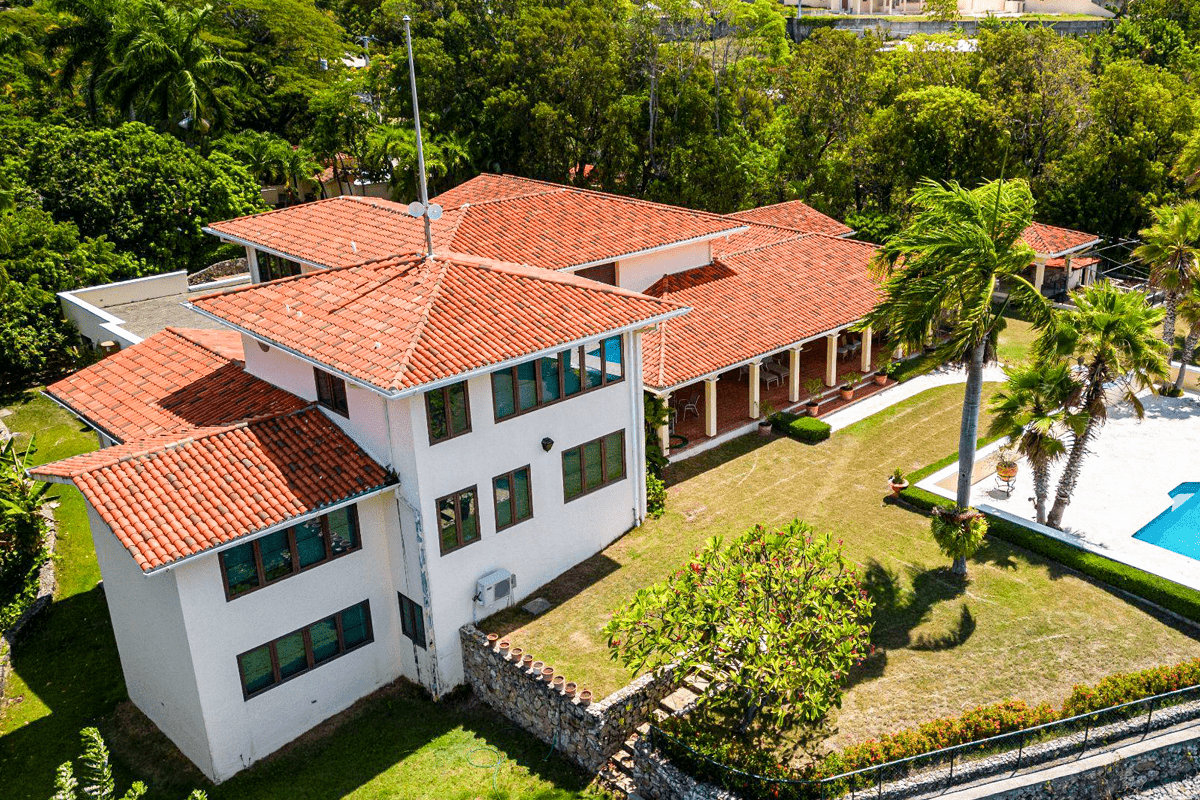 Villa Privada George Zacharopoulos